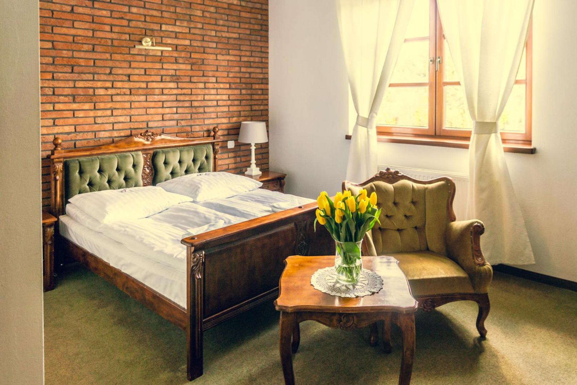 Folwark Stara Winiarnia Hotel Mszana Dolna Buitenkant foto
